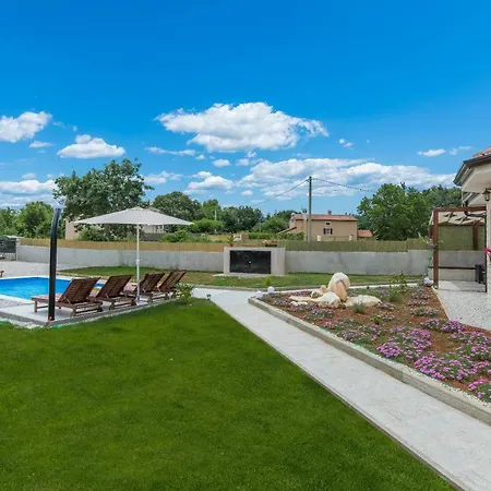 Casa Blanca Villa Višnjan
